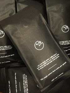 사업자 커피 원두 샘플 300gx2봉 업소 용 개인 카페 대용량 저렴한 고소한 스페셜 가성비 콩